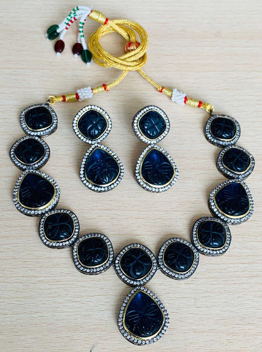 Navy blue sale stone necklace